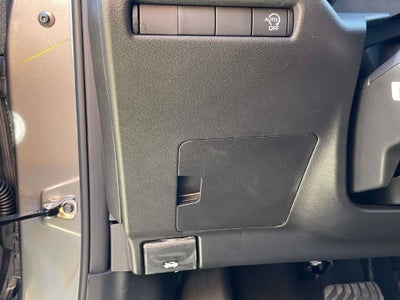 2027 Nissan Kicks S
