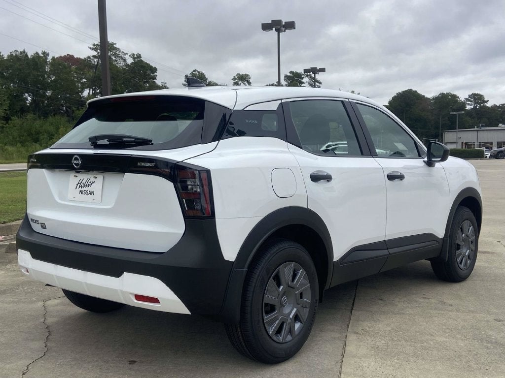 2027 Nissan Kicks S