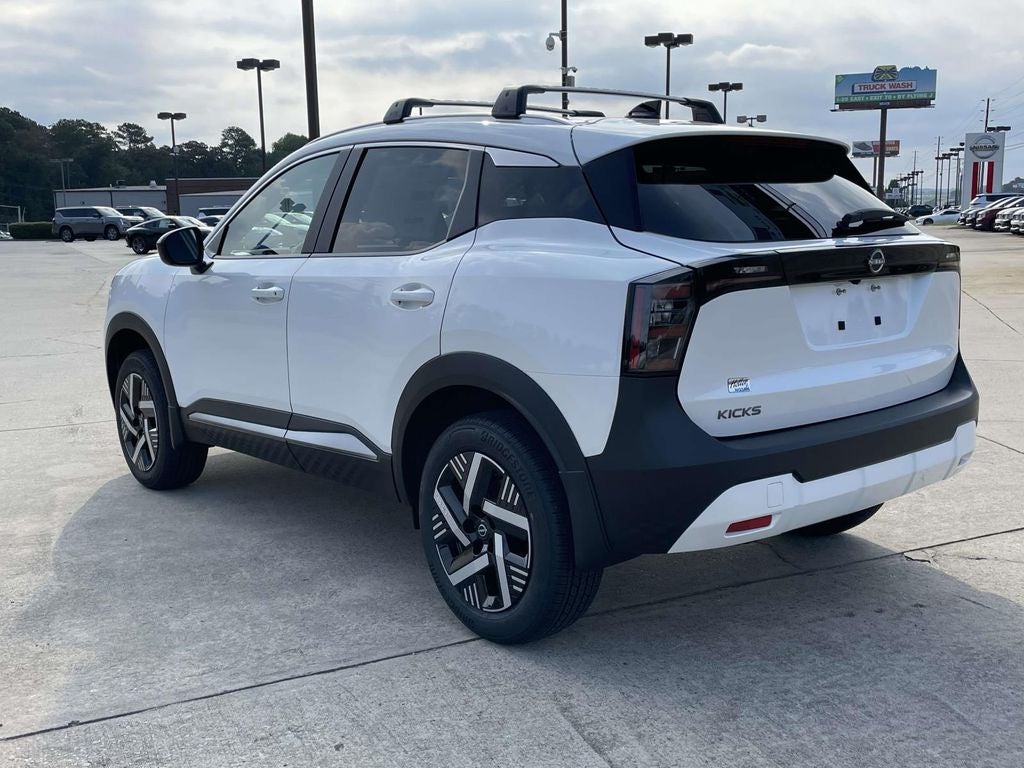 2027 Nissan Kicks SV