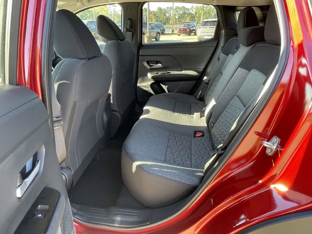 2027 Nissan Kicks SV