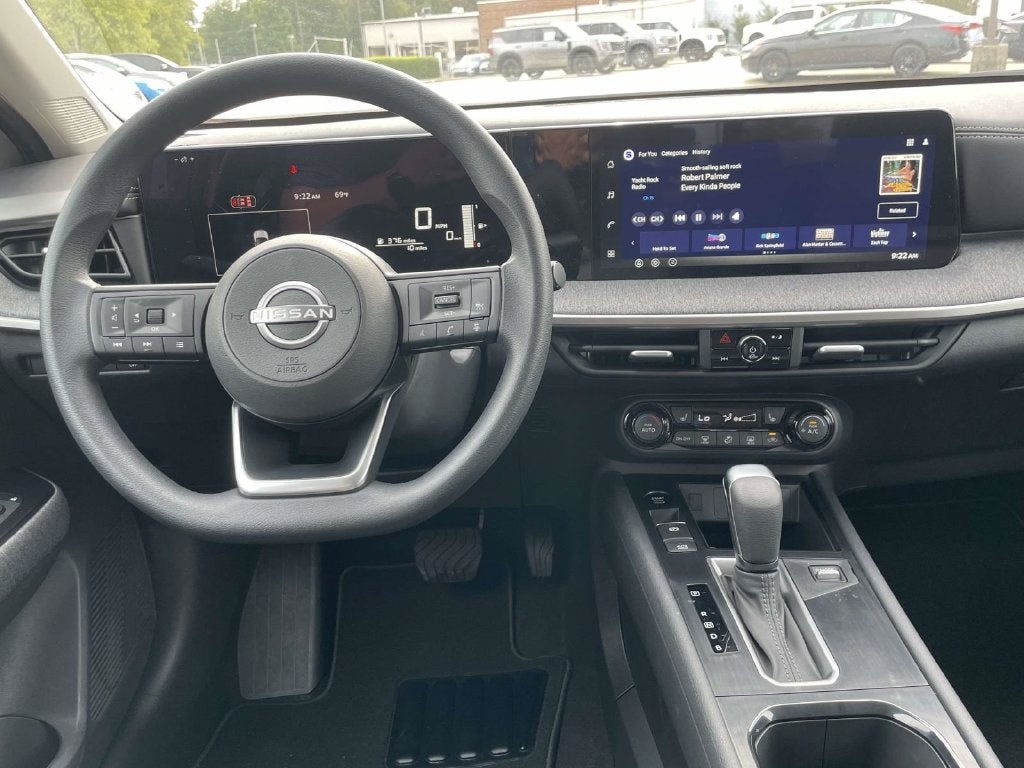2027 Nissan Kicks SV