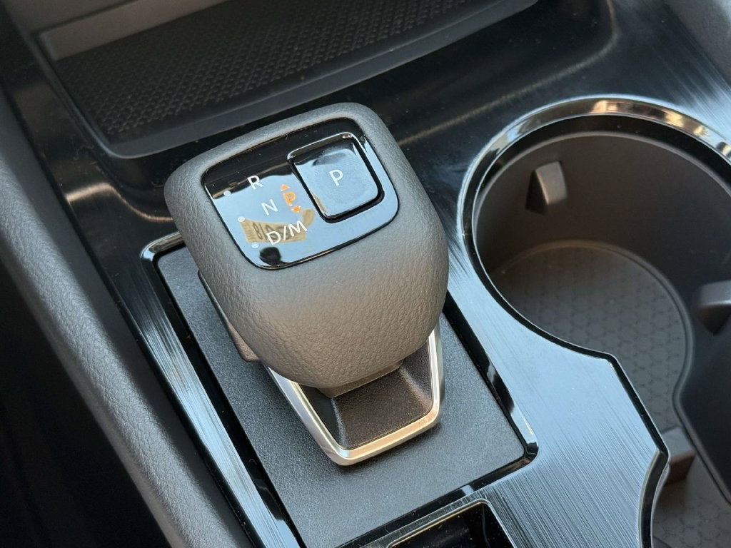 2027 Nissan Rogue SV