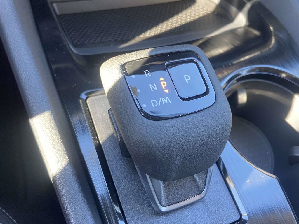 2027 Nissan Rogue SV