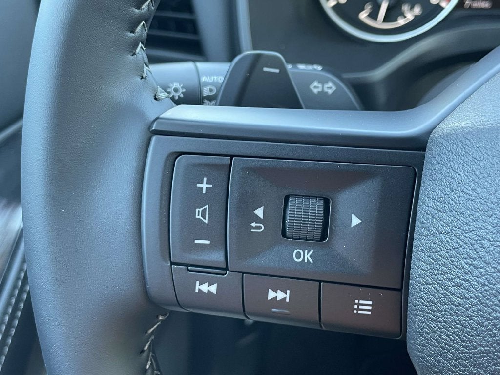 2027 Nissan Rogue SV