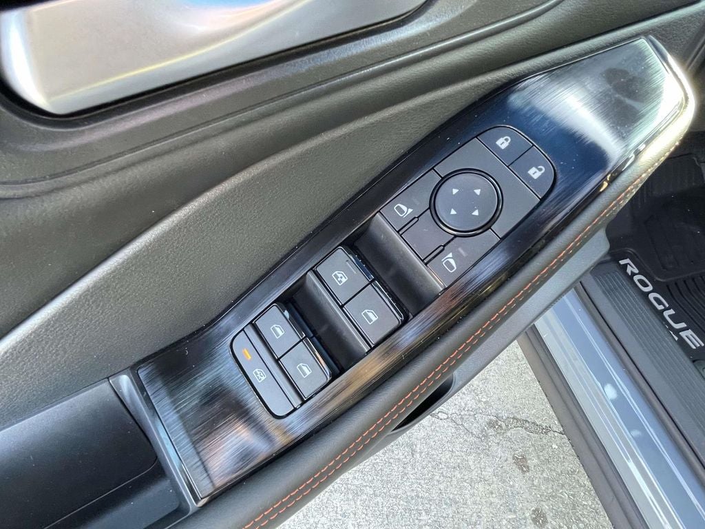 2026 Nissan Rogue Rock Creek®